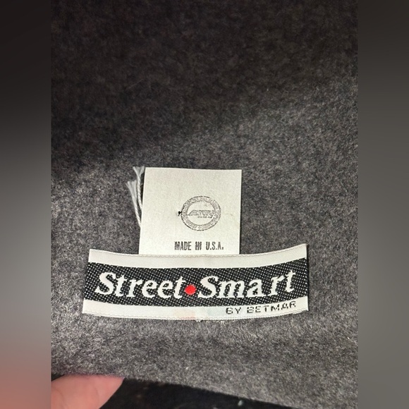 Vintage Street Smart By Betmar Gray Felt 100% Wool Hat - Picture 5 of 5